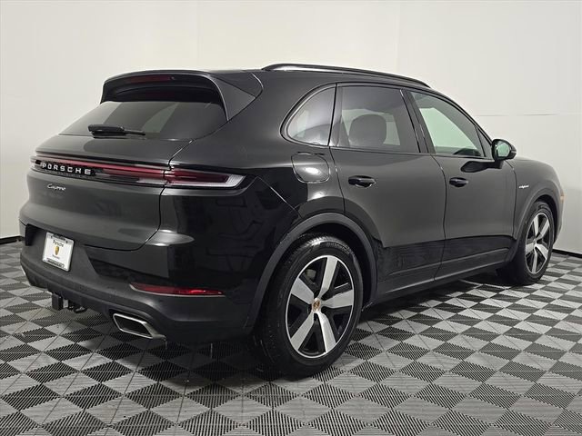 Certified 2026 Porsche Cayenne E-Hybrid image 7