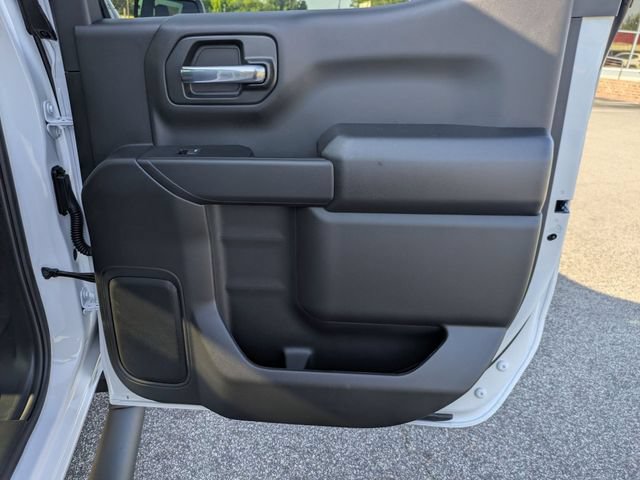 New 2026 Chevrolet Silverado 1500 Custom w/ Turbomax Blackout Package AWD/4WD image 28