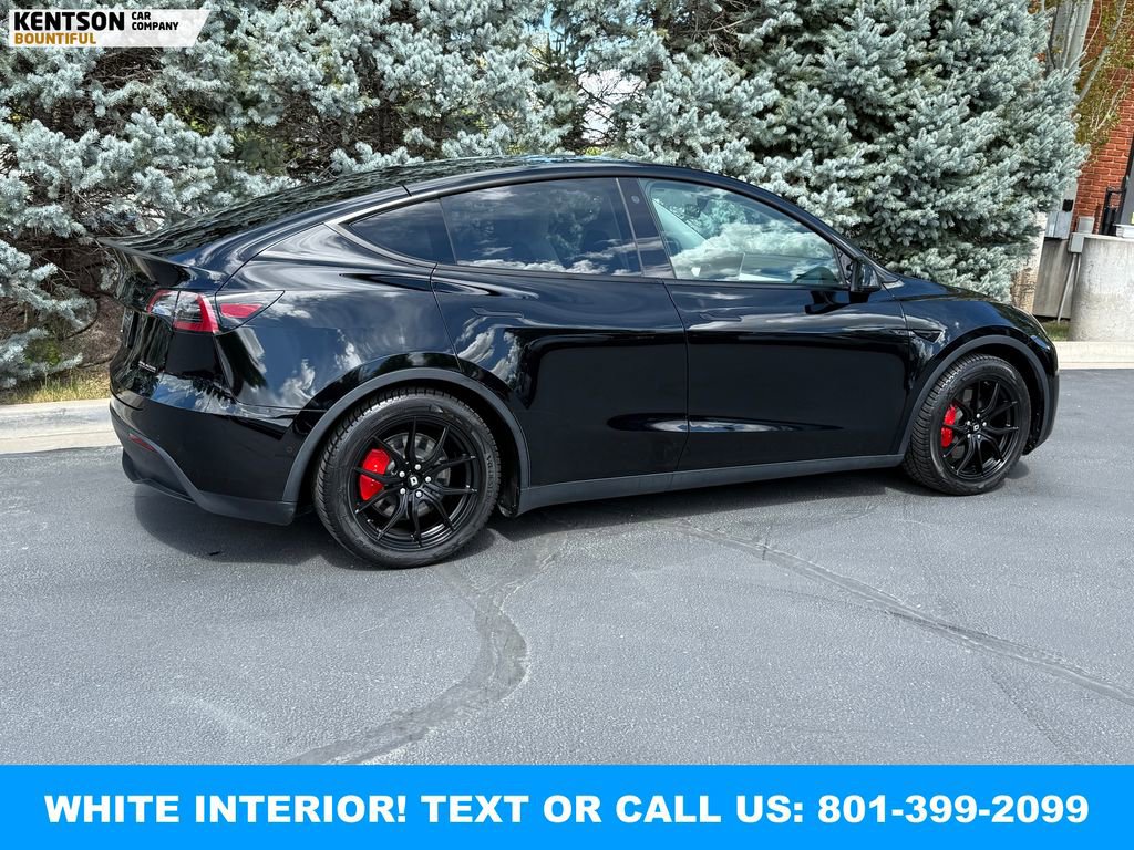 Used 2023 Tesla Model Y Long Range AWD/4WD image 9