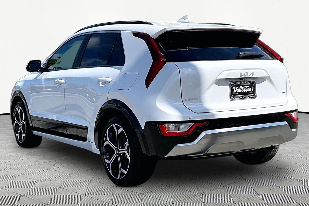 Certified 2025 Kia Niro EX Touring FWD image 6