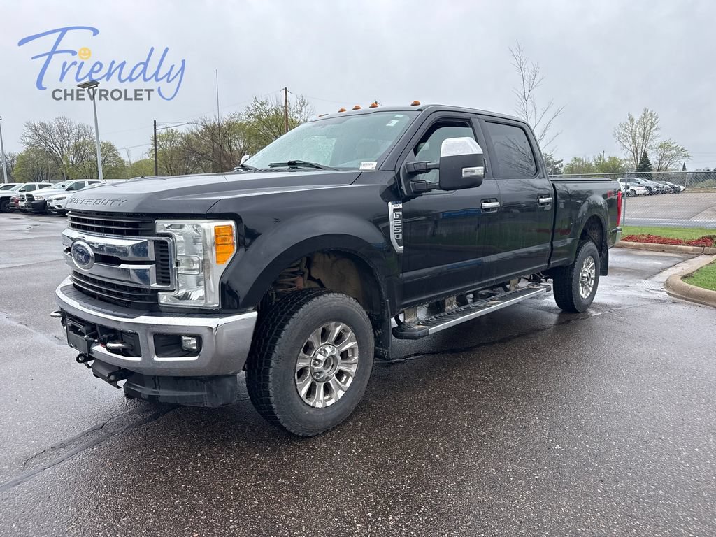 Used 2017 Ford F250 XLT w/ XLT Premium Package AWD/4WD image 2