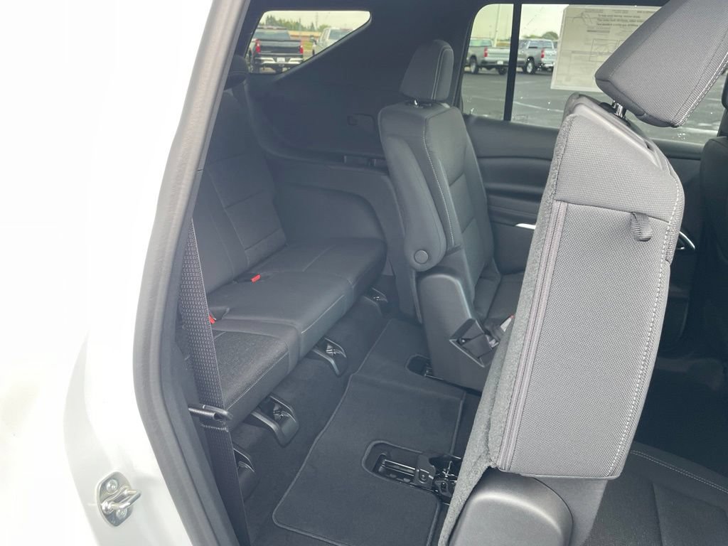 Used 2026 Chevrolet Traverse LT AWD/4WD image 15