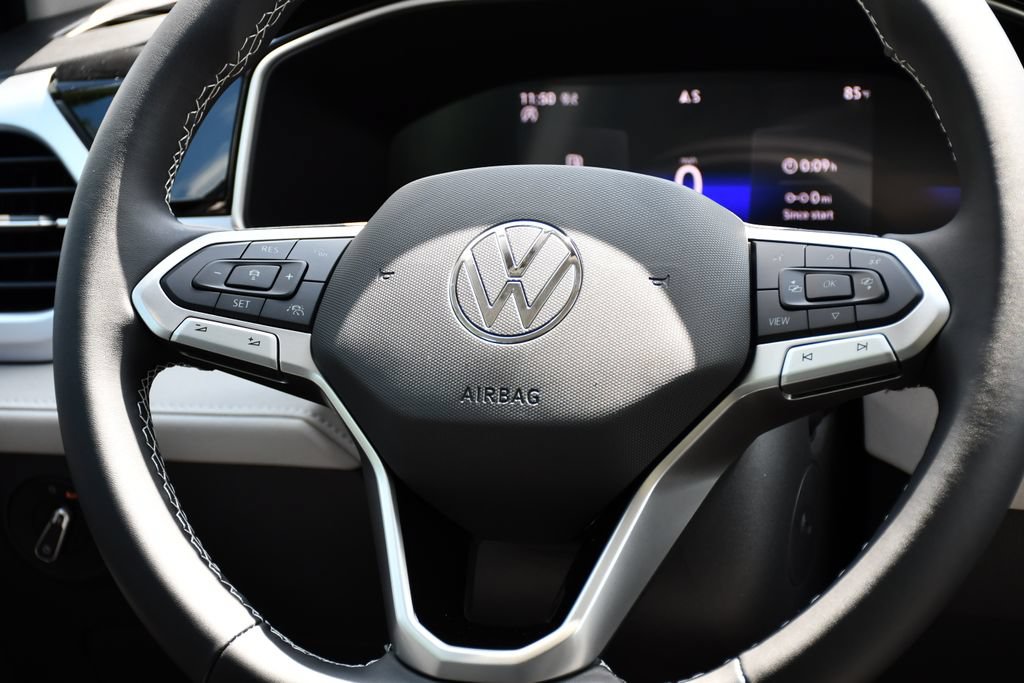 New 2026 Volkswagen Taos SE AWD/4WD image 23