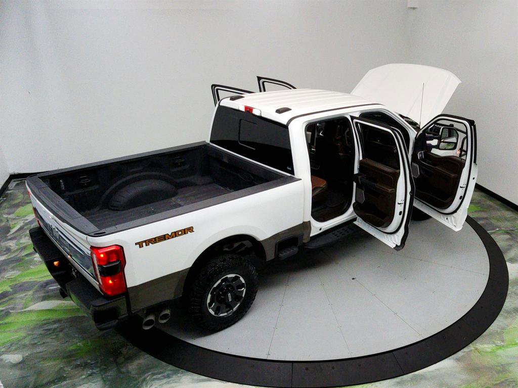 Used 2023 Ford F350 King Ranch w/ Tremor Off-Road Package image 39