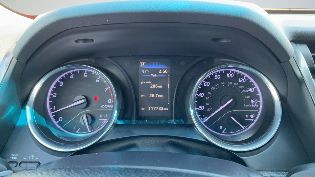 Used 2019 Toyota Camry SE FWD image 13