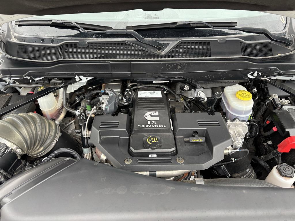 Used 2024 RAM 3500 Tradesman w/ Chrome Appearance Group image 28
