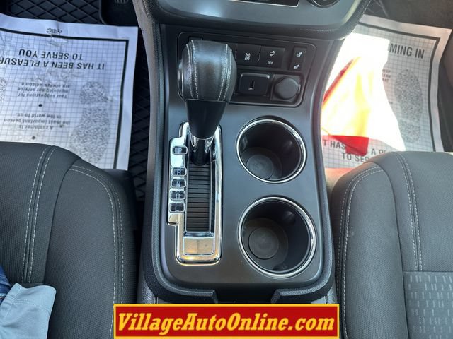 Used 2016 GMC Acadia SLE FWD image 20