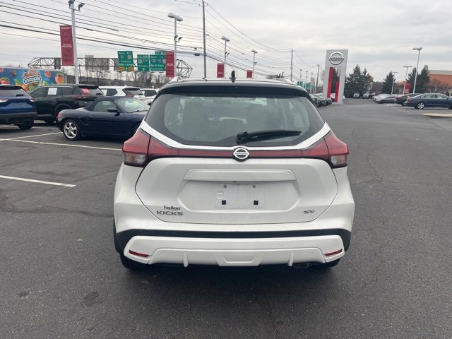 Used 2021 Nissan Kicks SV image 5