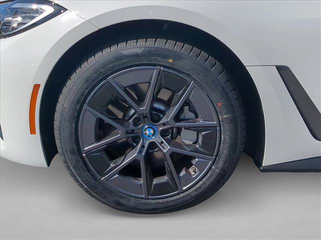 Used 2024 BMW i4 eDrive35 RWD image 25