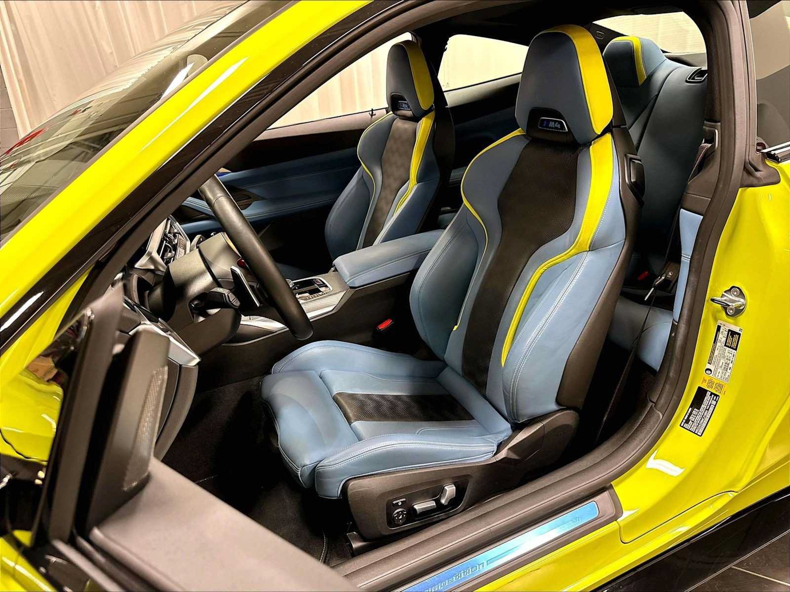 Used 2022 BMW M4 Competition w/ Executive Package RWD image 7