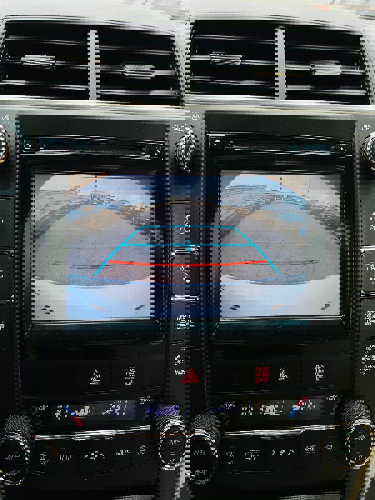 Used 2015 Toyota Camry XLE w/ Moonroof Package image 13