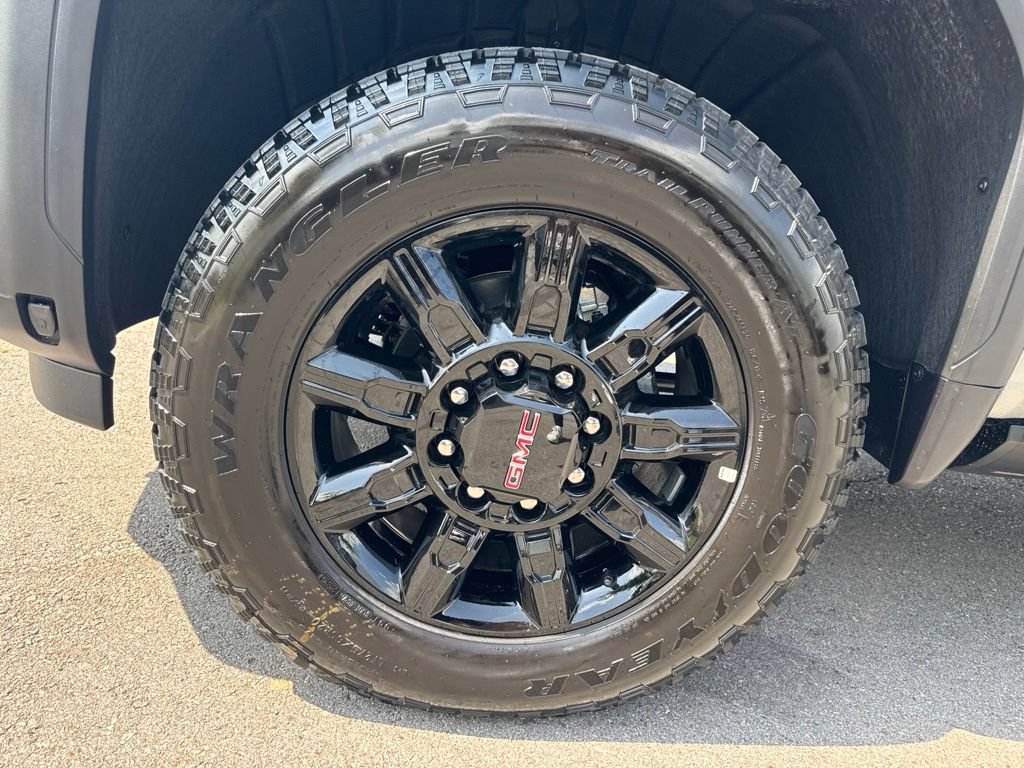 New 2026 GMC Sierra 2500 AT4 w/ AT4 Premium Plus Package AWD/4WD image 33