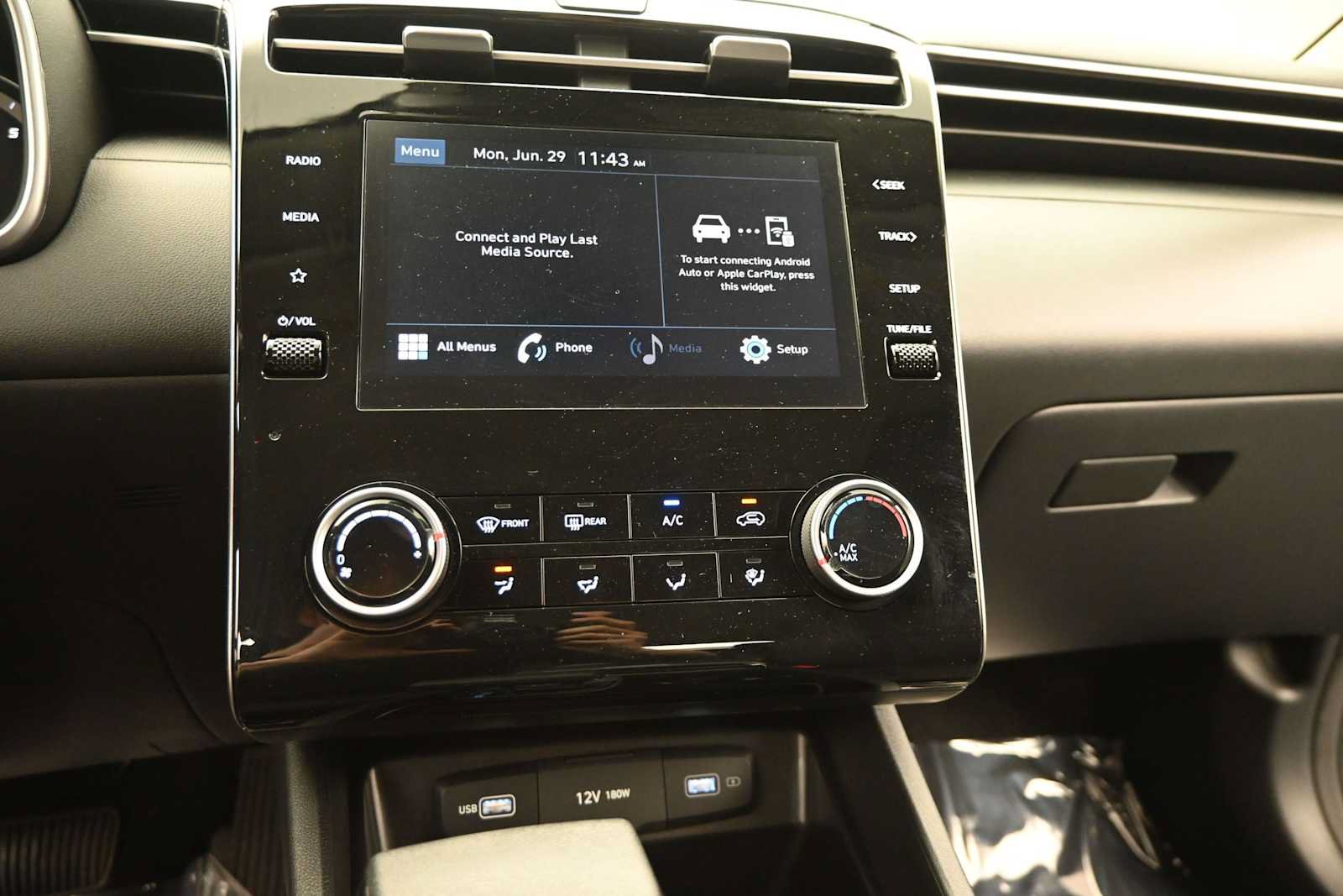 Used 2024 Hyundai Tucson SE FWD image 18