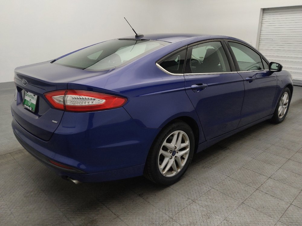 Used 2016 Ford Fusion SE image 9
