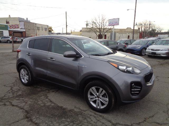 Used 2017 Kia Sportage LX image 9