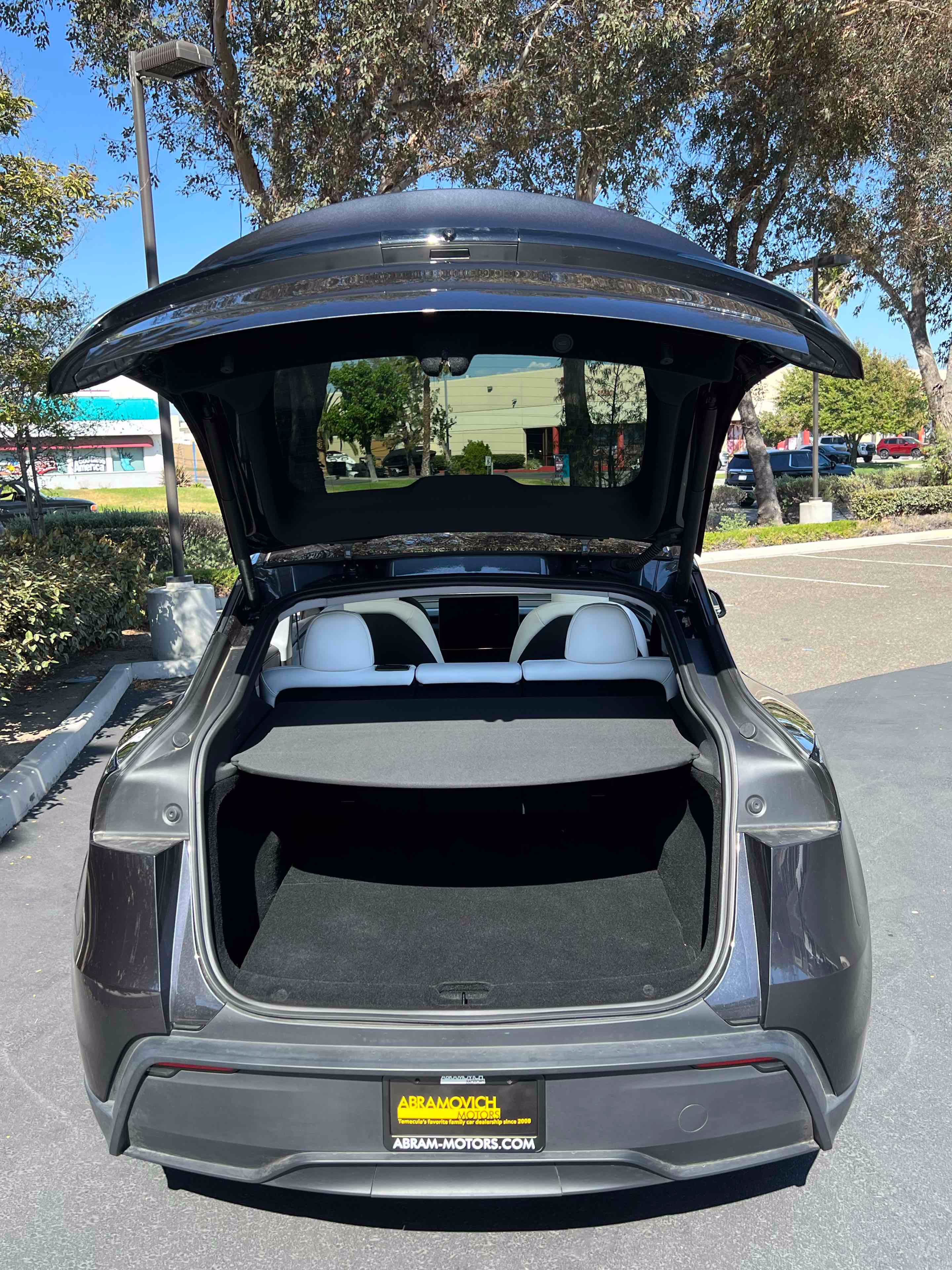 Used 2026 Tesla Model Y Long Range AWD/4WD image 32