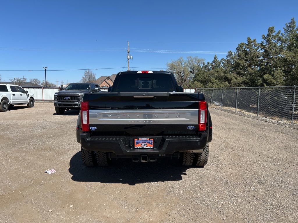 Used 2022 Ford F450 Platinum w/ FX4 Off-Road Package image 5