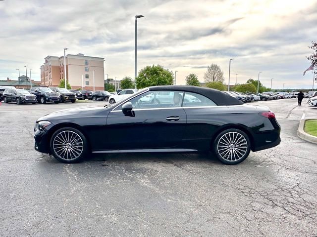 Certified 2026 Mercedes-Benz CLE 300 4MATIC Cabriolet image 4