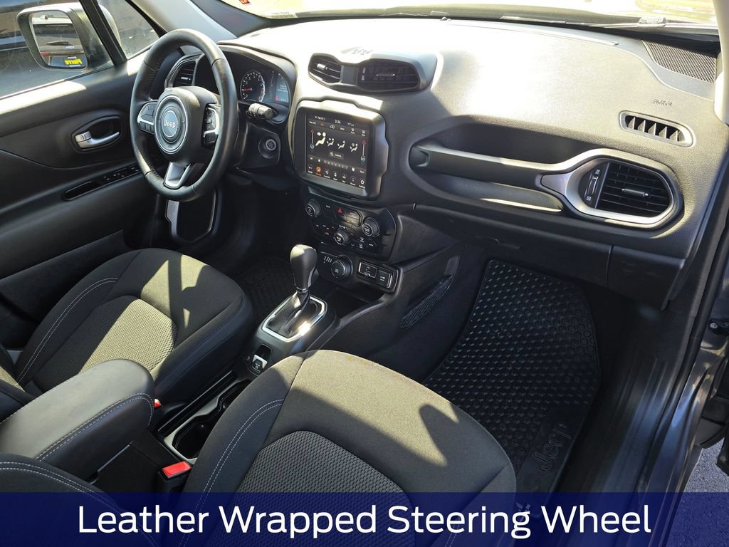 Used 2023 Jeep Renegade Latitude w/ Sun/Sound Group AWD/4WD image 17