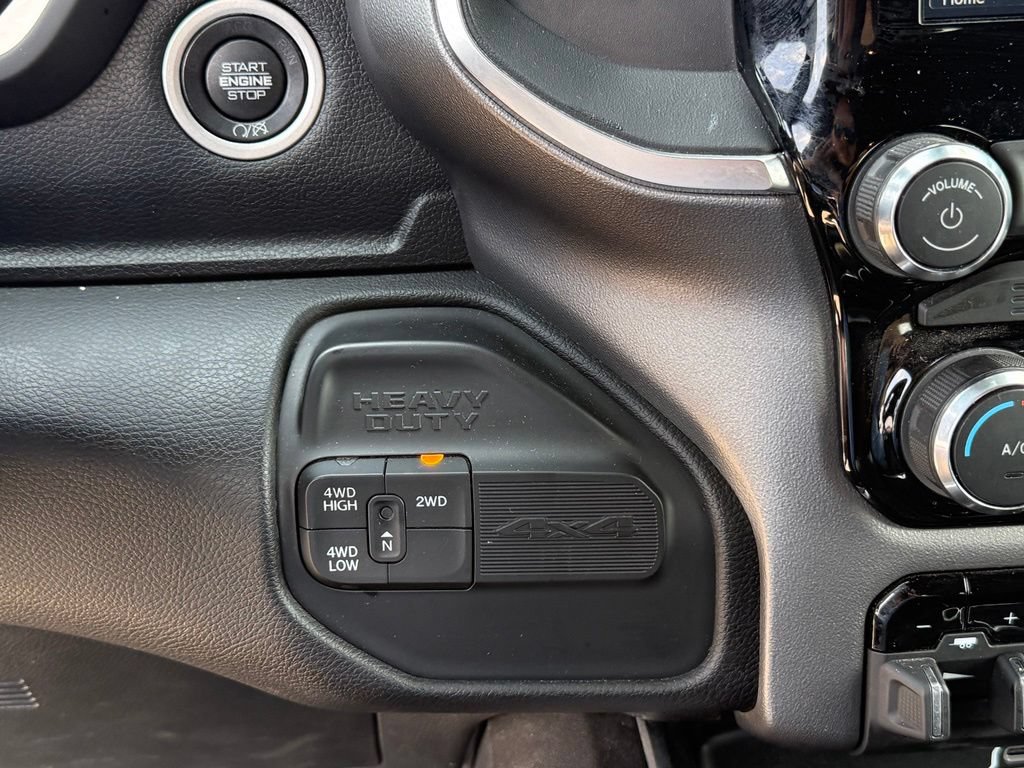Used 2024 RAM 3500 Big Horn w/ Night Edition AWD/4WD image 22