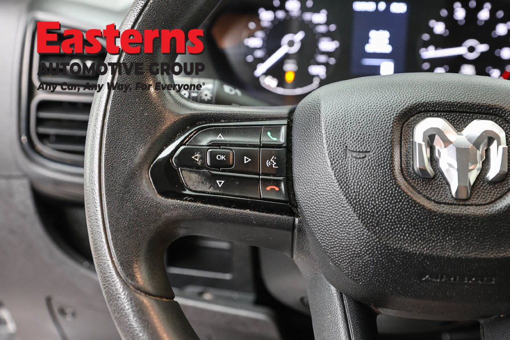 Used 2025 RAM ProMaster 2500 w/ Convenience Group FWD image 16