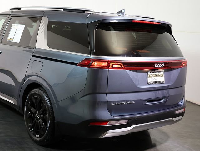 Used 2022 Kia Carnival SX FWD image 11
