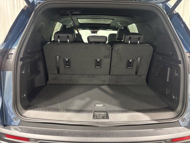 New 2026 Chevrolet Traverse LT w/ Sun and Wheel Package image 11