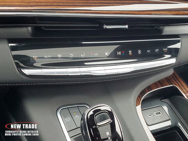 Certified 2023 Cadillac Escalade ESV Premium Luxury w/ LPO, Radiant Package image 22