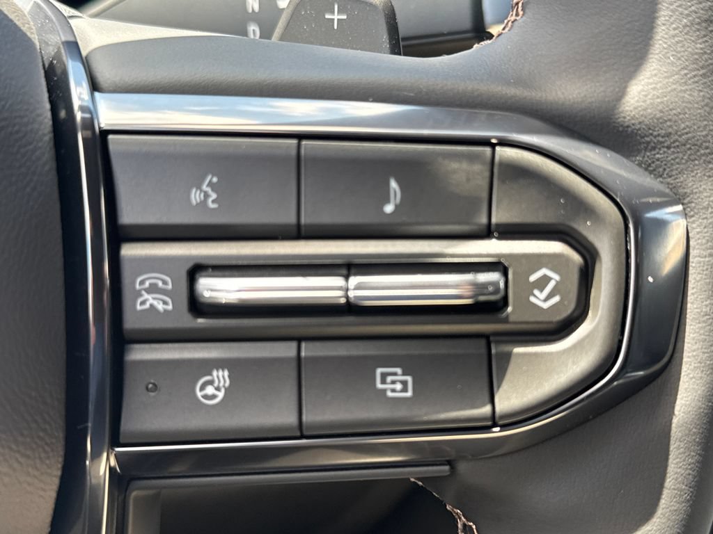 New 2026 GMC Yukon AT4 w/ AT4 Premium Plus Package AWD/4WD image 26