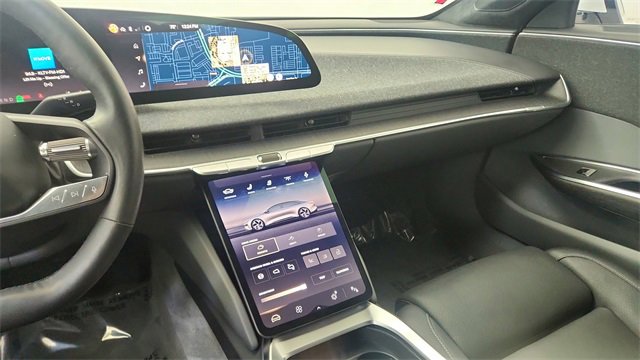 Used 2024 Lucid Air Touring image 44