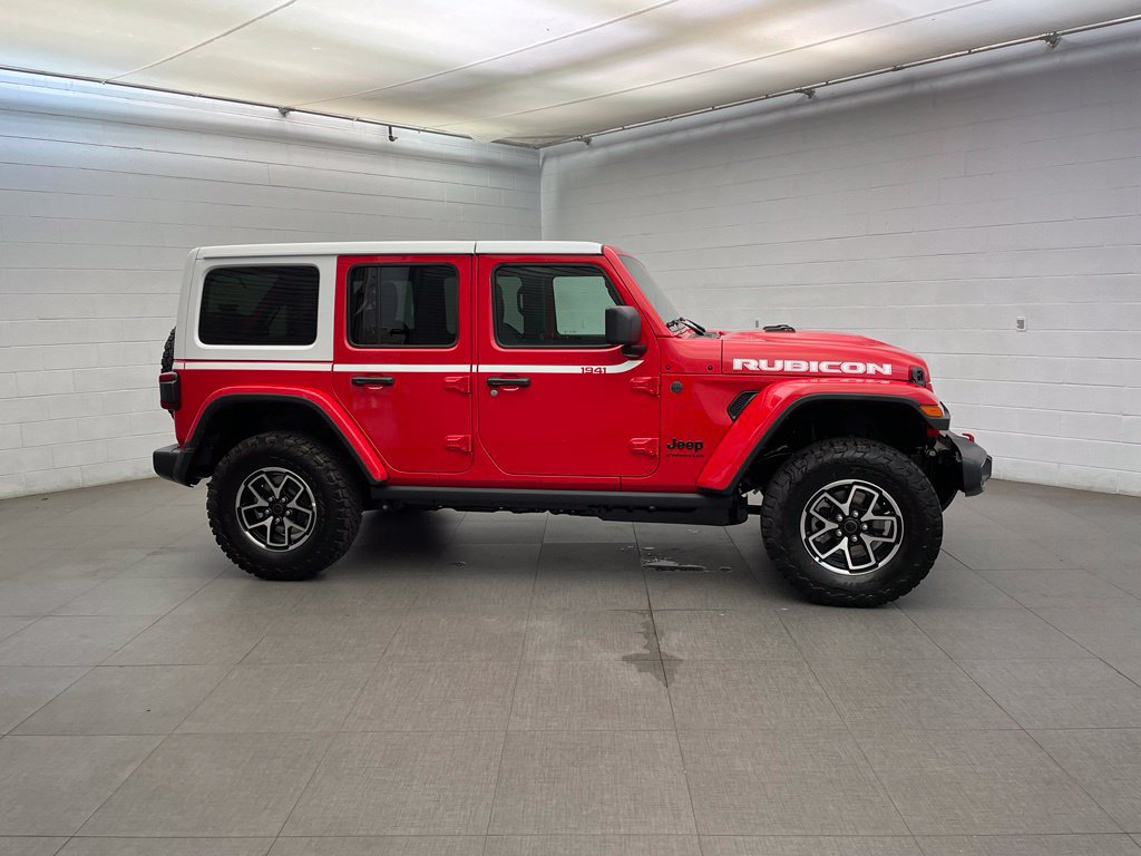 New 2026 Jeep Wrangler Unlimited Rubicon w/ Whitecap Package AWD/4WD image 2