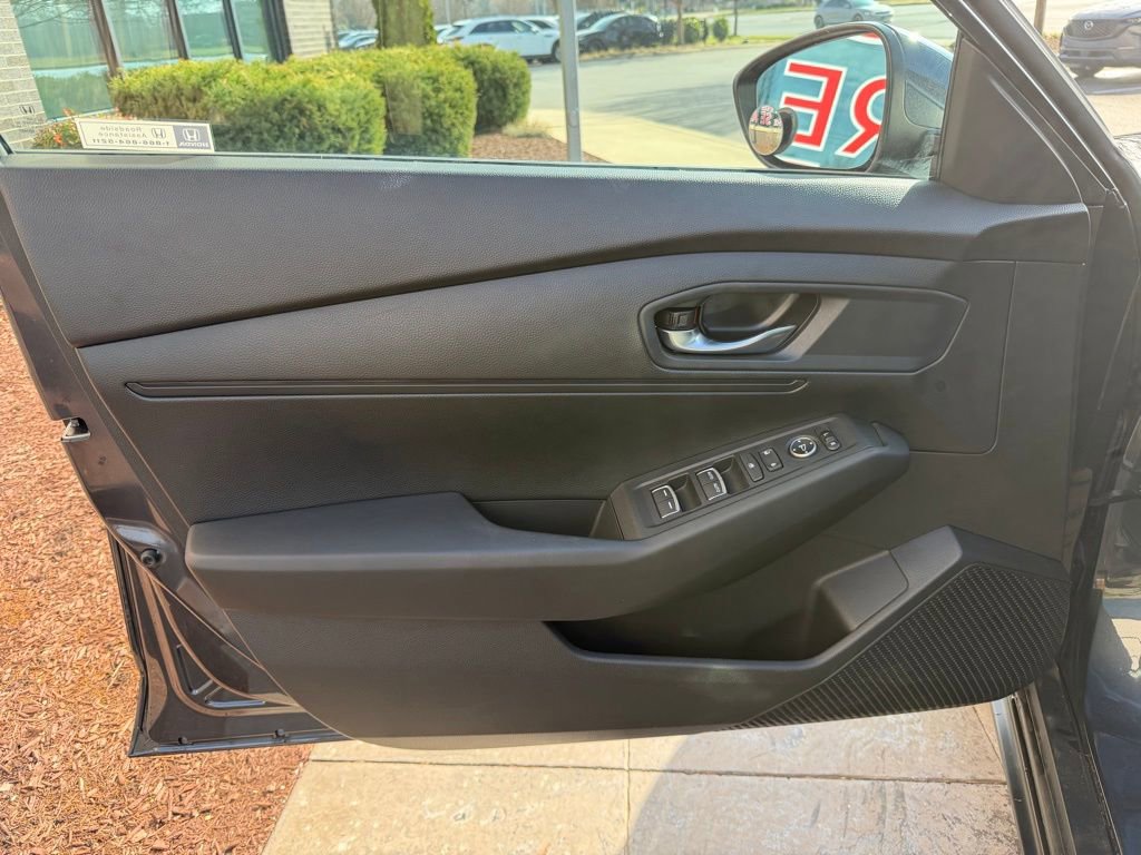 Used 2023 Honda Accord LX image 15