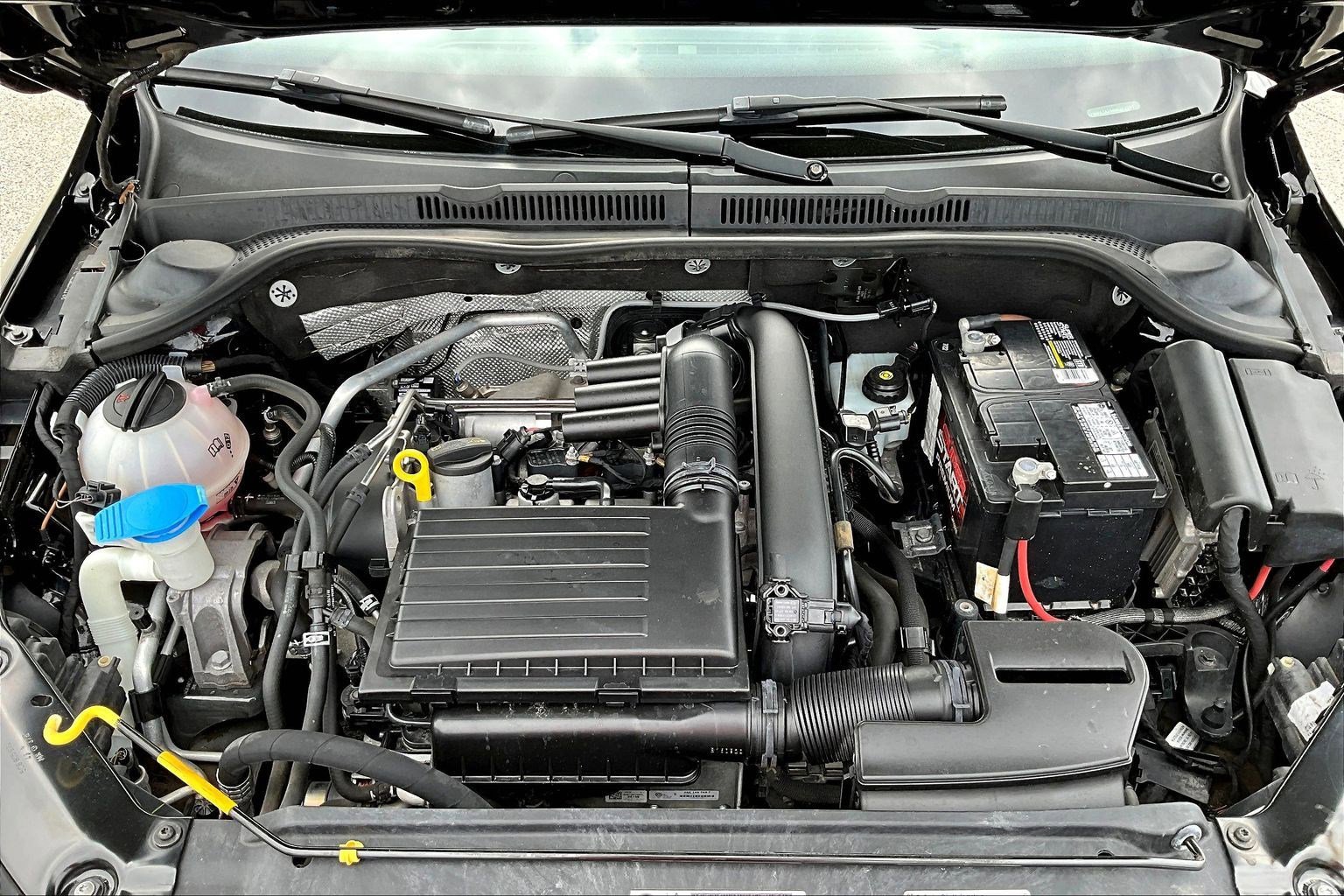 Used 2017 Volkswagen Jetta SE image 30