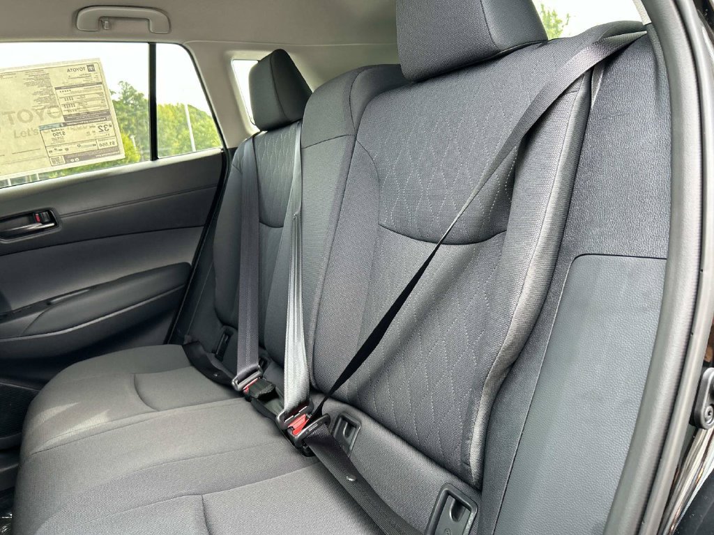 New 2026 Toyota Corolla Cross LE FWD image 17