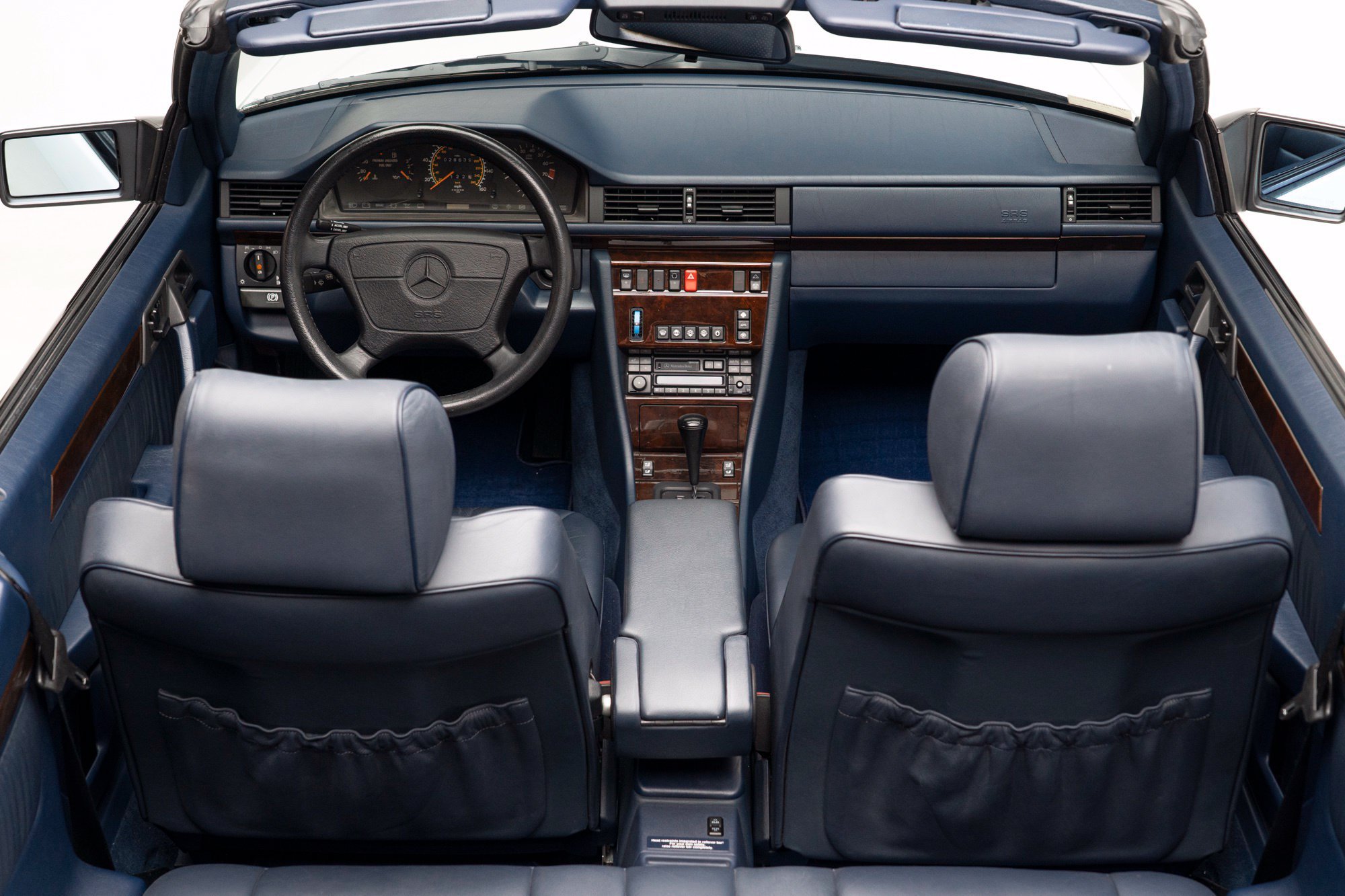 Used 1995 Mercedes-Benz E 320 Convertible image 2