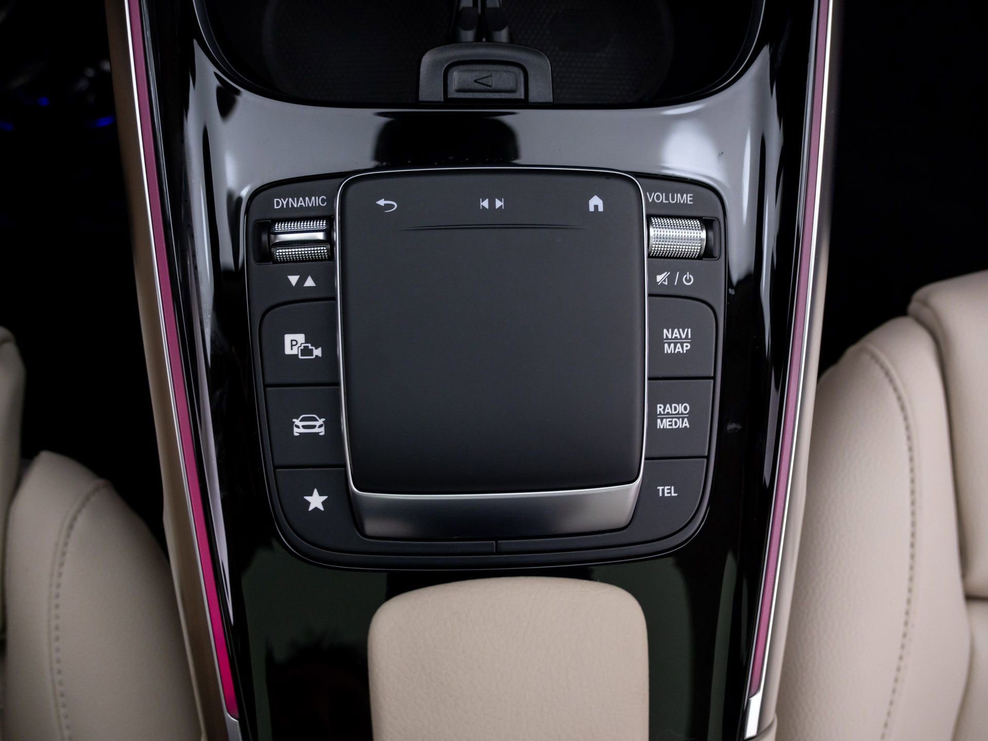 Certified 2023 Mercedes-Benz EQB 300 4MATIC w/ Exclusive Package image 26