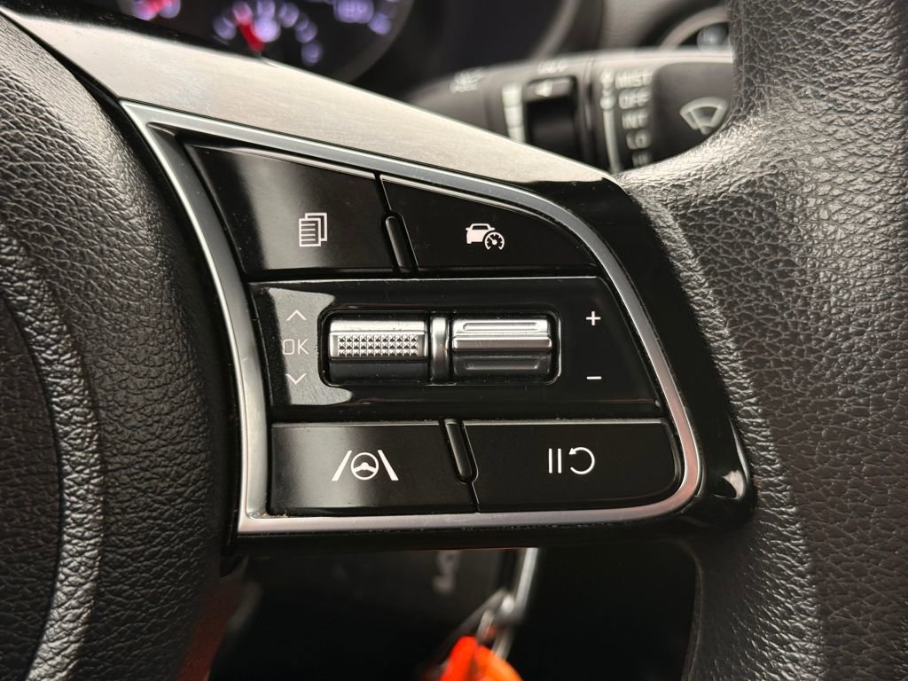 Used 2023 Kia Forte LXS image 29