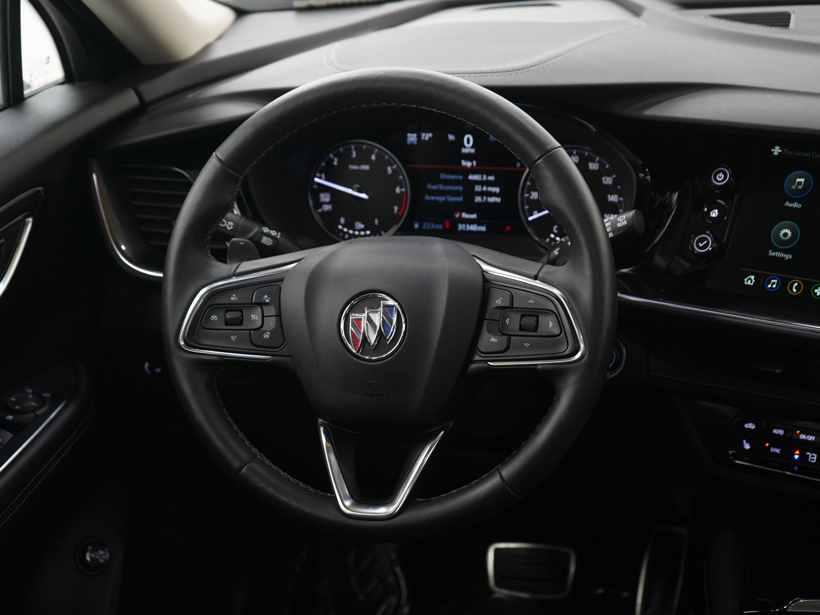 Used 2023 Buick Envision Essence w/ Sport Touring Package AWD/4WD image 14