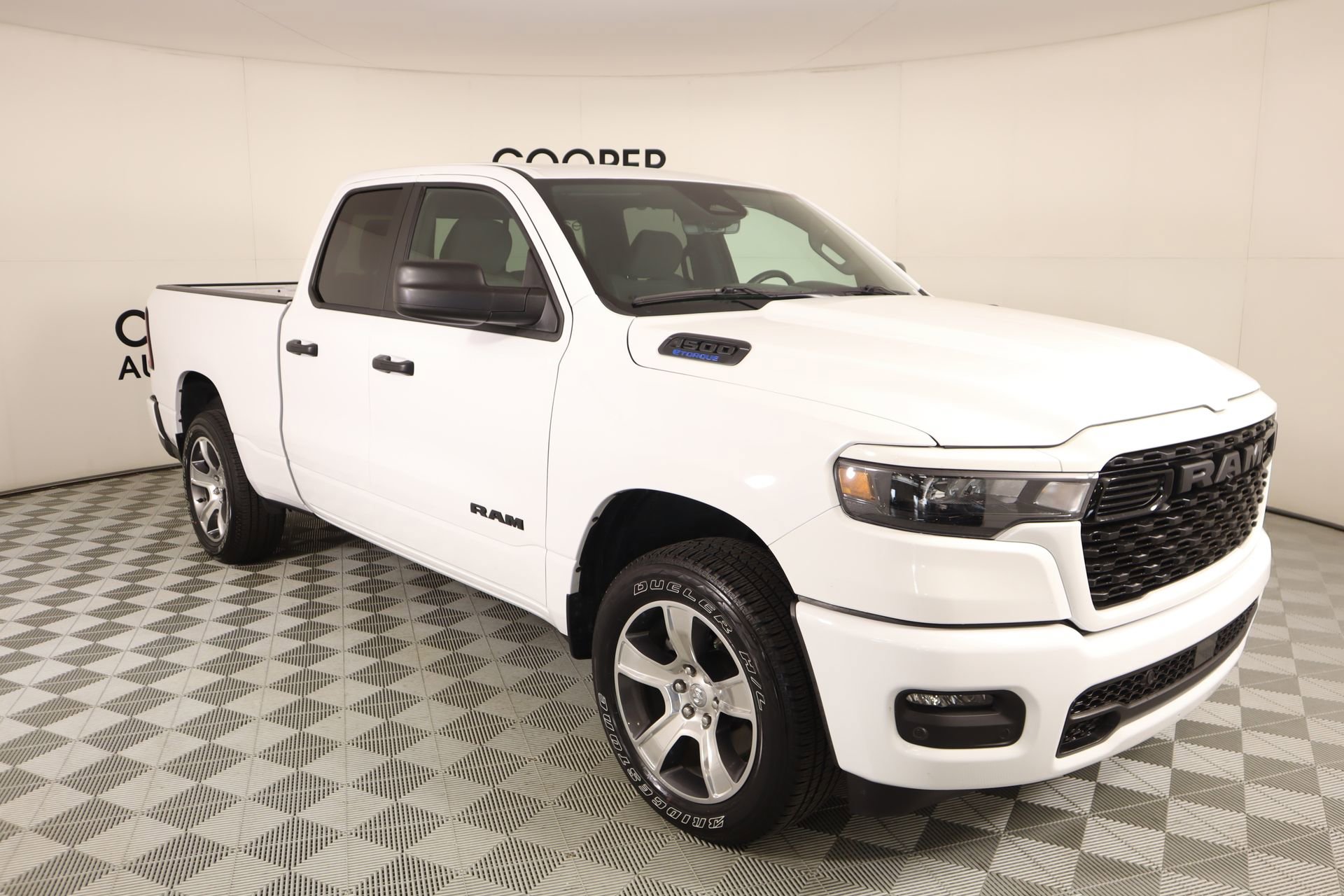 Used 2025 RAM 1500 Tradesman image 1