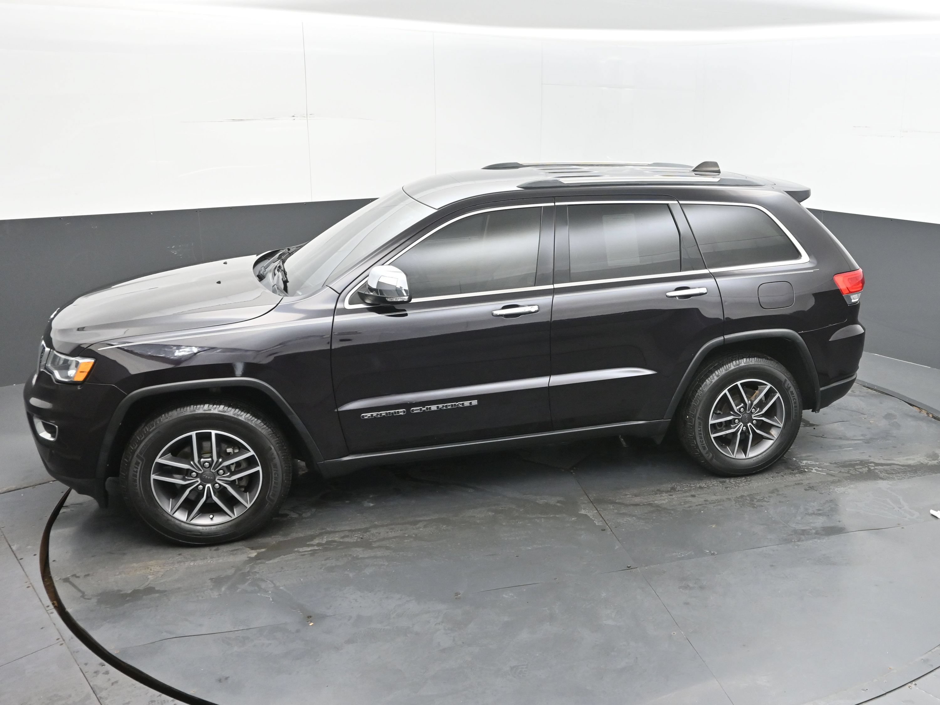 Used 2019 Jeep Grand Cherokee Limited RWD image 33