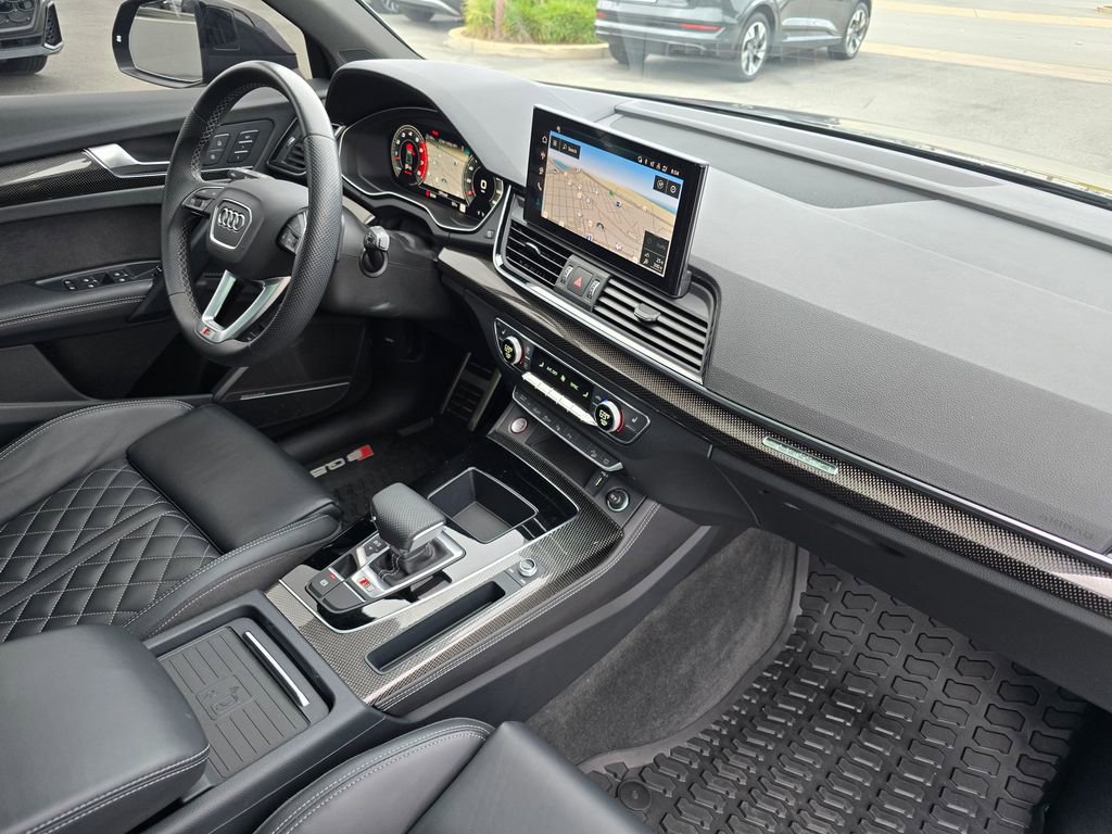 Used 2024 Audi SQ5 Prestige w/ Prestige Package image 35