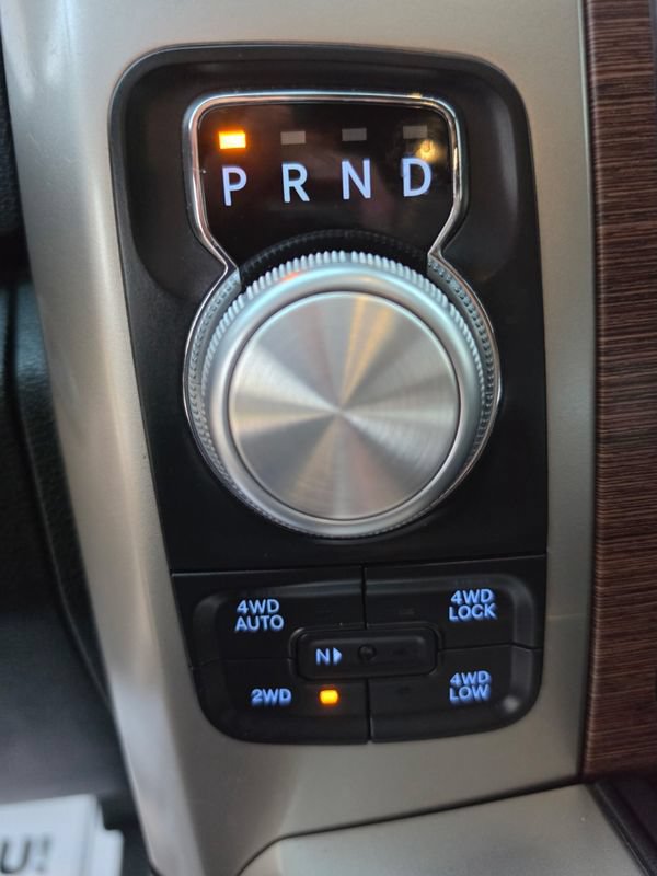 Used 2018 RAM 1500 Laramie w/ Convenience Group AWD/4WD image 13