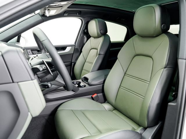 New 2026 Porsche Cayenne Coupe image 5