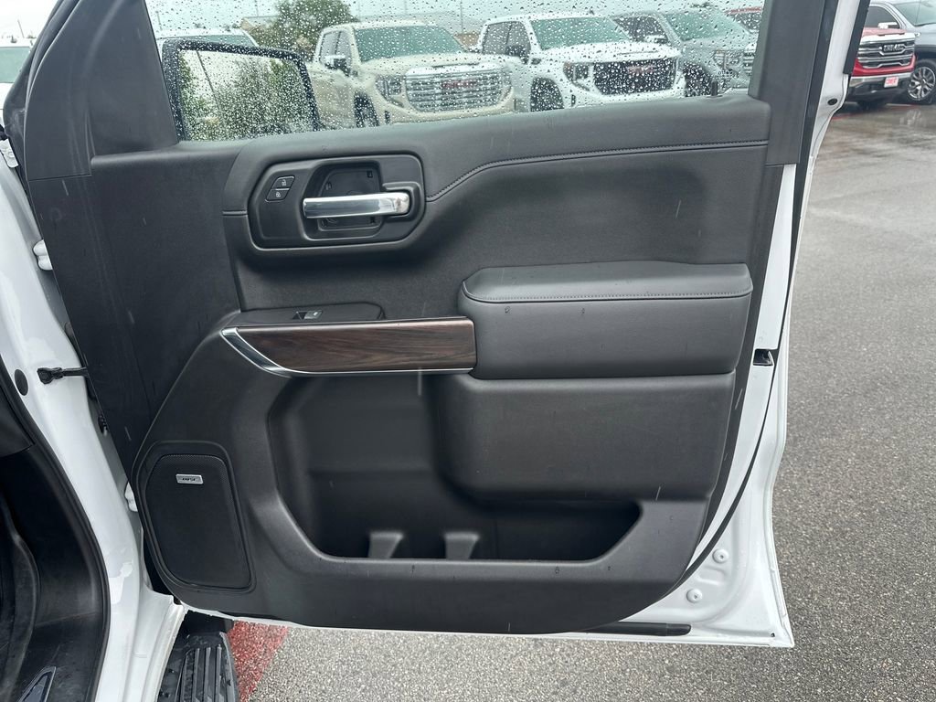 Used 2020 GMC Sierra 1500 SLT image 34
