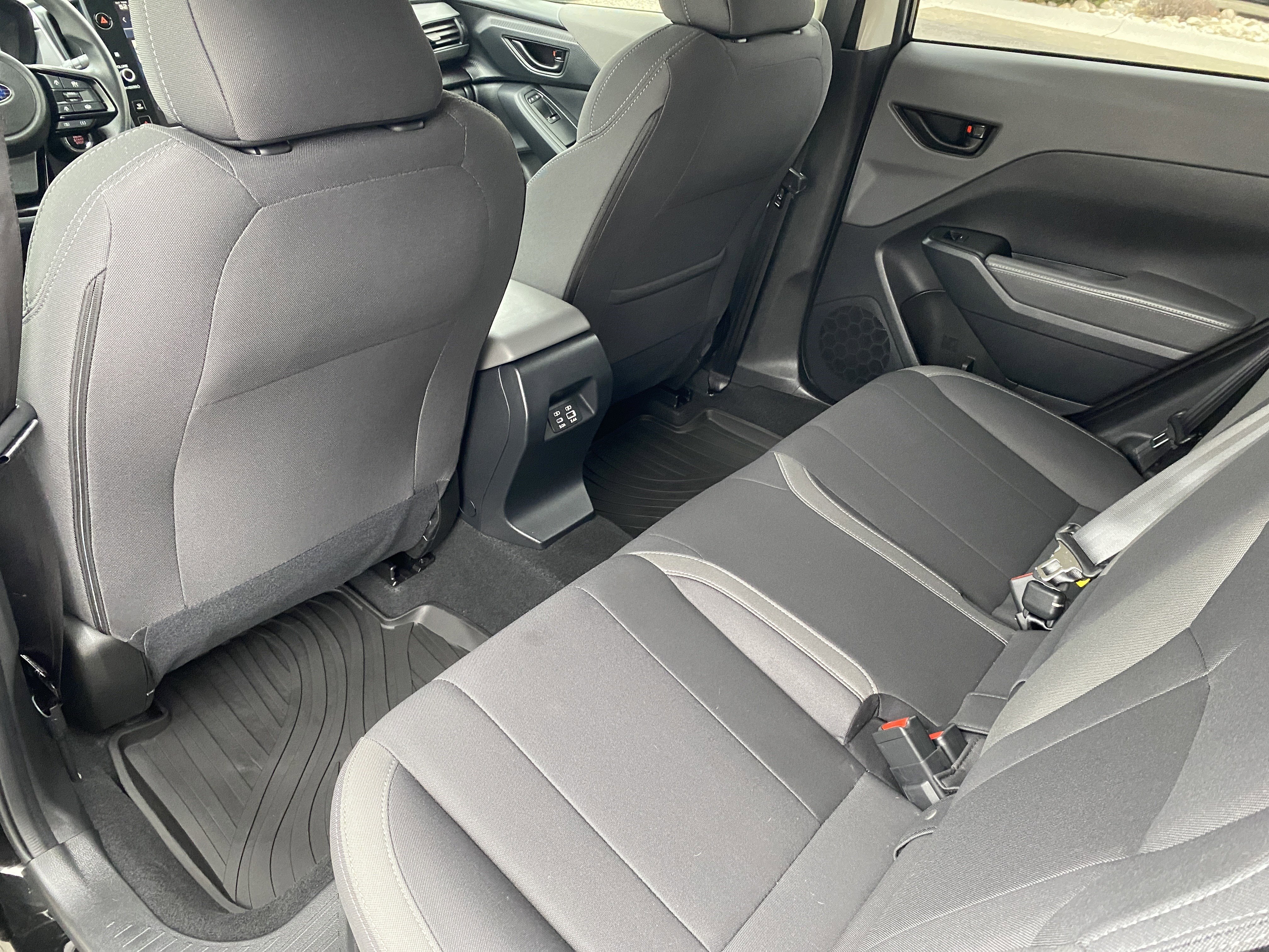 Used 2025 Subaru Crosstrek 2.0i Premium image 19