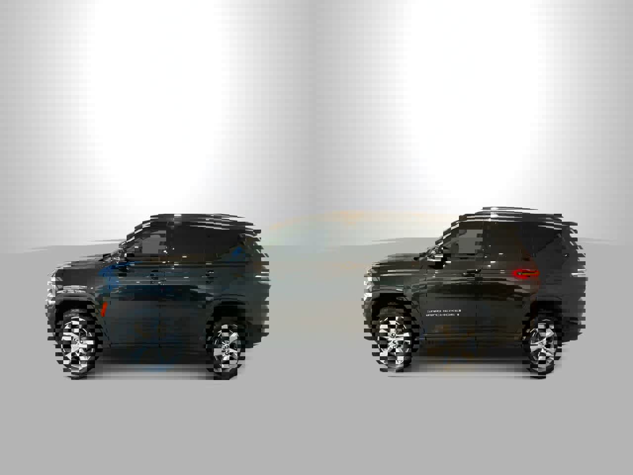 Used 2022 Jeep Grand Cherokee L Limited image 5