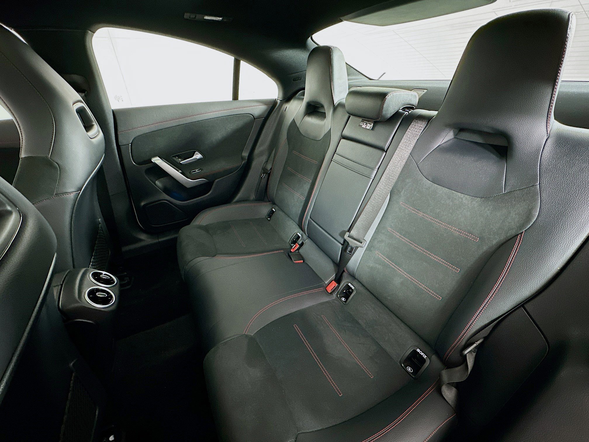 Used 2023 Mercedes-Benz CLA 35 AMG 4MATIC w/ Exterior Lighting Package image 25