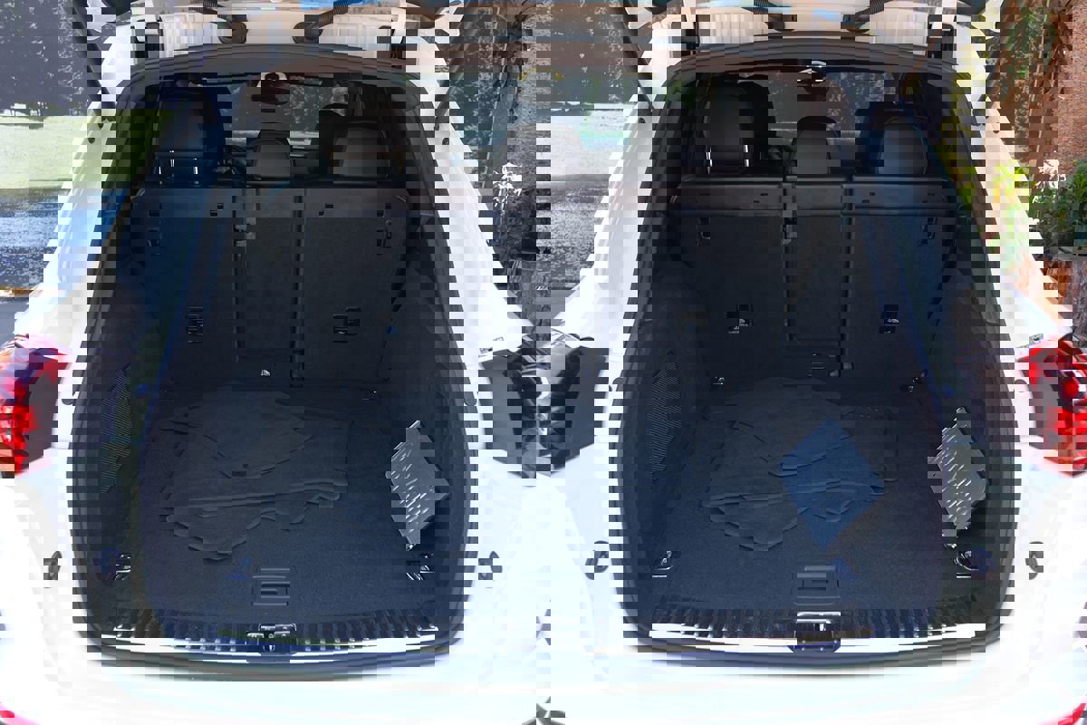 Used 2017 Porsche Cayenne S image 39