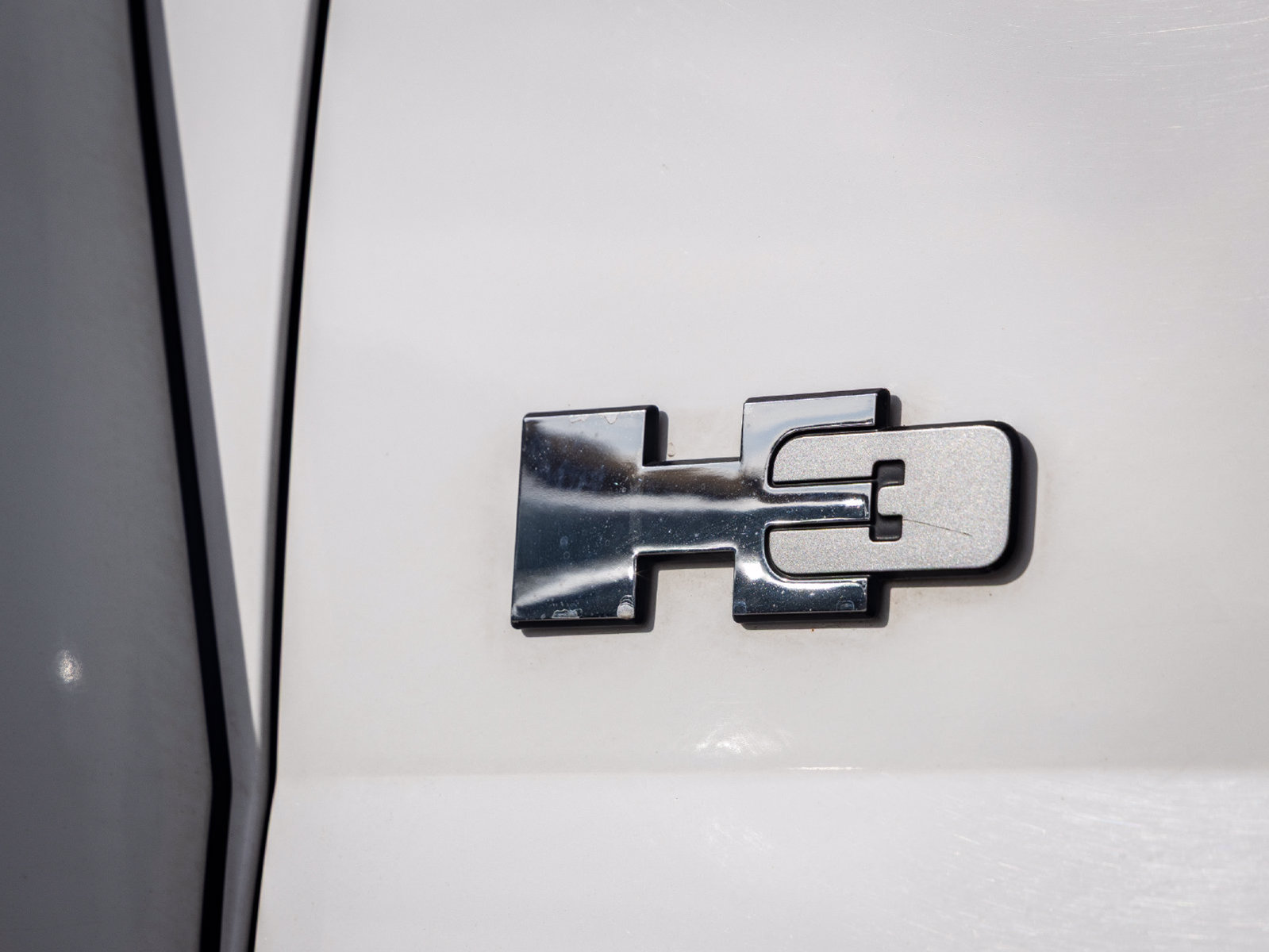 Used 2008 HUMMER H3 Luxury AWD/4WD image 6