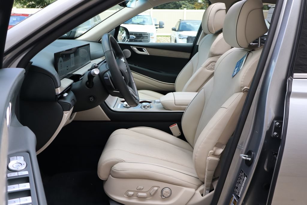 Used 2025 Genesis GV80 2.5T Prestige AWD/4WD image 20